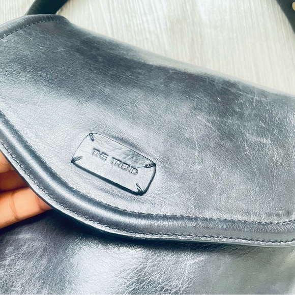 Black Leather Shoulder Bag Hand Bag Gorgeous Hardware The Trend - Picture 5 of 17